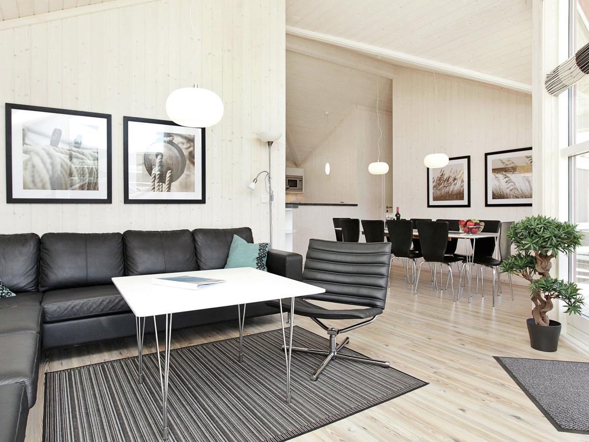 Four-Bedroom Holiday Home In Grossenbrode 1 מראה חיצוני תמונה