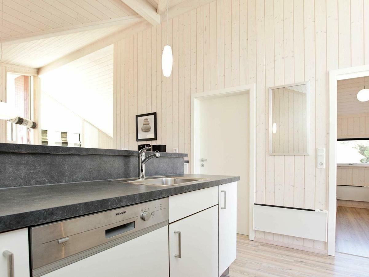 Four-Bedroom Holiday Home In Grossenbrode 1 מראה חיצוני תמונה